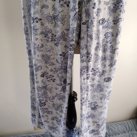 Lucky brand floral print pjs set size M - Picture 7 of 7